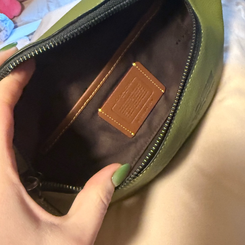 Coach Leatherware Olive Green Pebbled Leather Belt Bag - Picture 3 of 6
